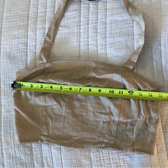 Lulu’s Double Digits Linen Halter Crop Top. Size Medium. - Picture 4 of 8